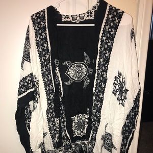 Black and White Kamono